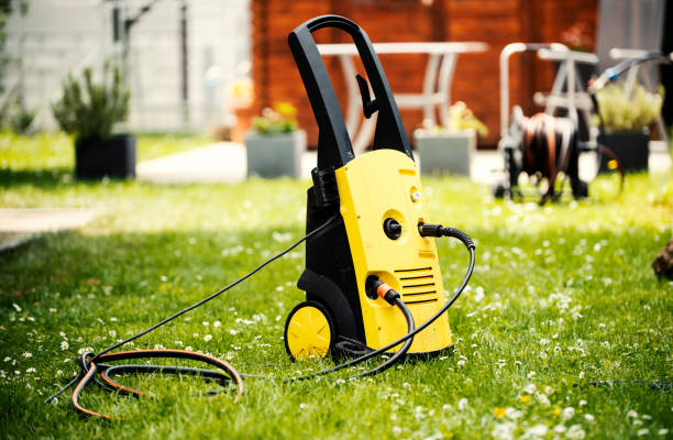 Best Pool Deck Cleaning  in , NH